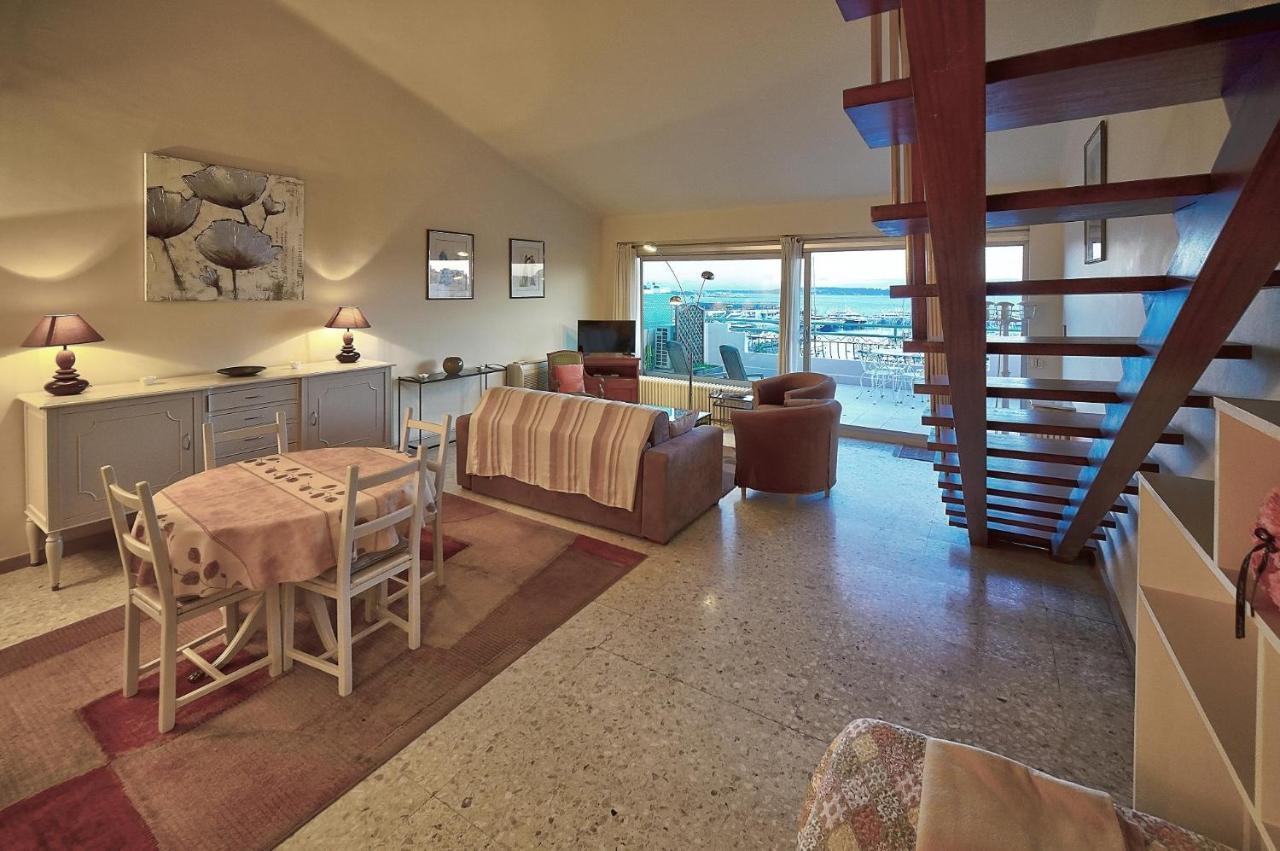 Superbe Duplex Idealement Situe Proche Plages Avec Grande Terrasse Vue Port !L A1B59 كان المظهر الخارجي الصورة