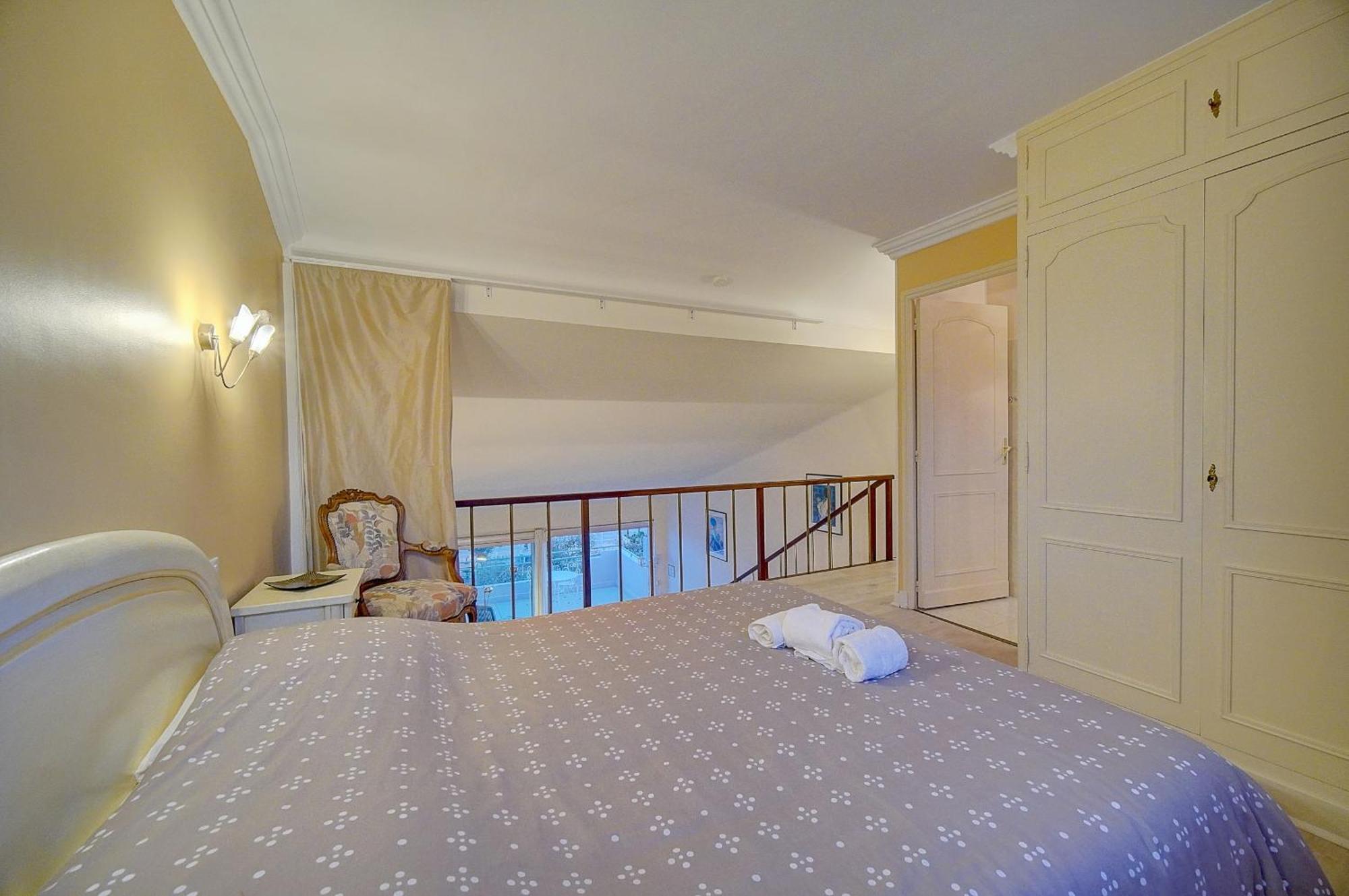 Superbe Duplex Idealement Situe Proche Plages Avec Grande Terrasse Vue Port !L A1B59 كان المظهر الخارجي الصورة