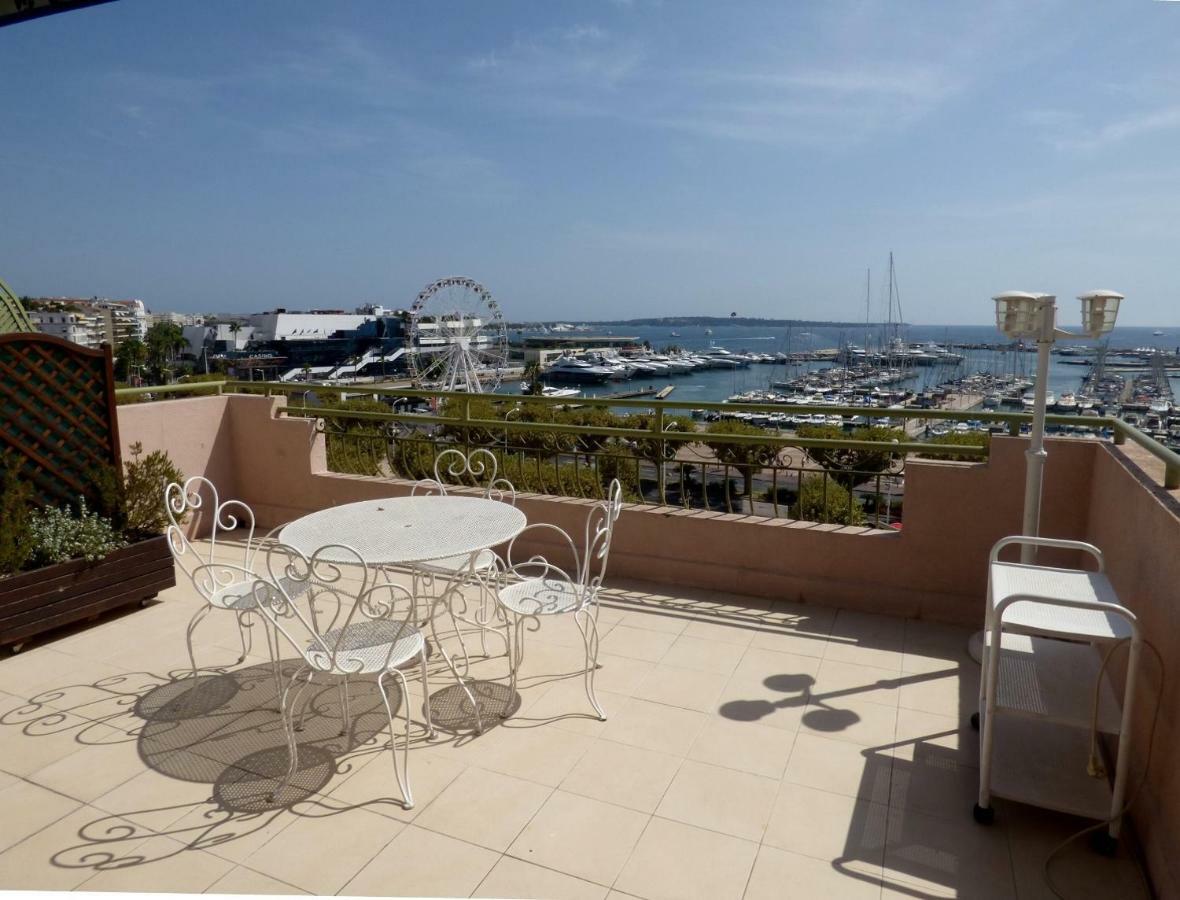 Superbe Duplex Idealement Situe Proche Plages Avec Grande Terrasse Vue Port !L A1B59 كان المظهر الخارجي الصورة
